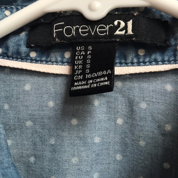 Forever 21 button down shirt - Picture 2 of 4